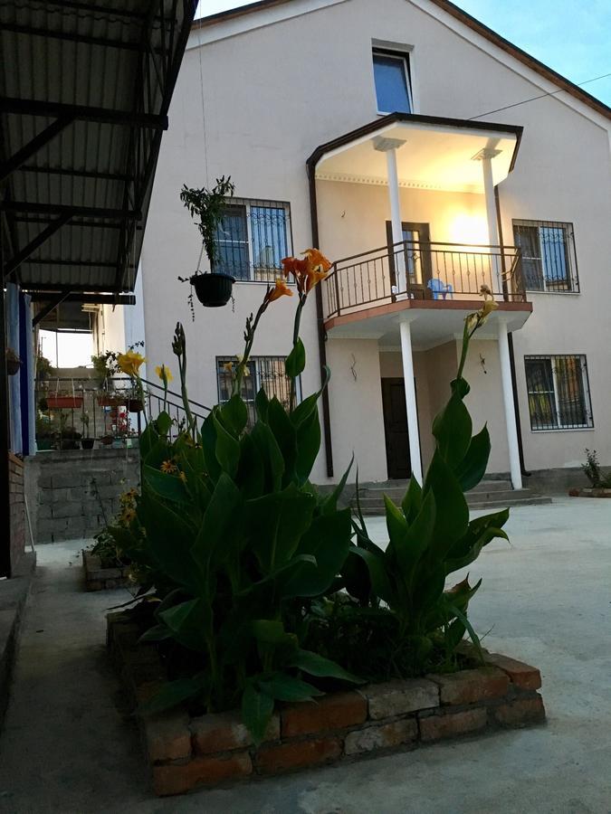 Guest House Nadia 苏呼米 外观 照片