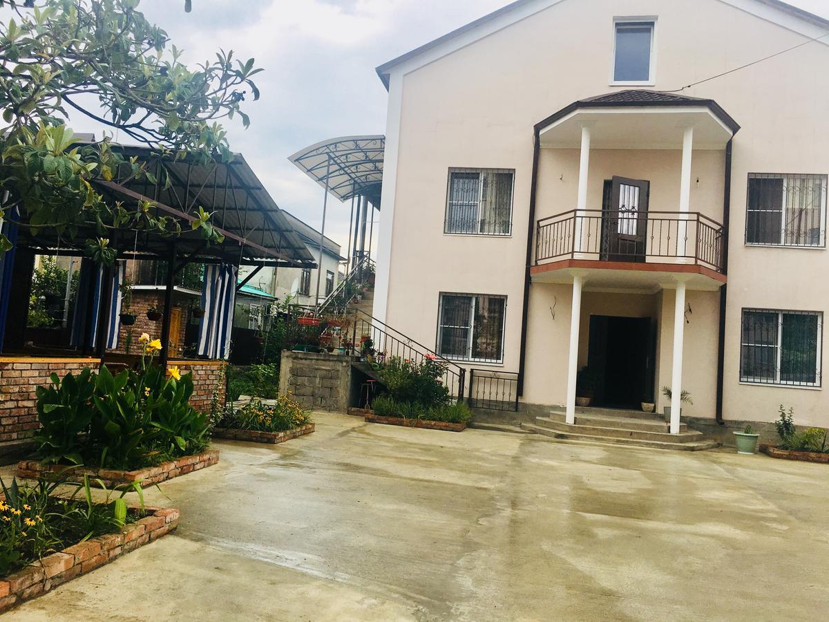 Guest House Nadia 苏呼米 外观 照片