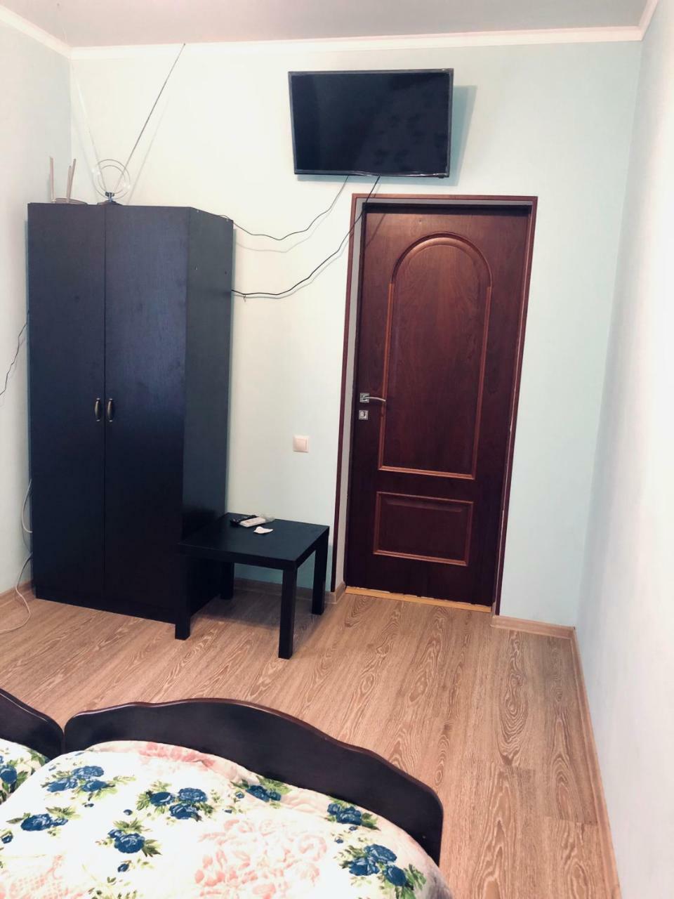 Guest House Nadia 苏呼米 外观 照片